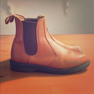 Dr. Martens Leather Chelsea Boot (Flora Analine)